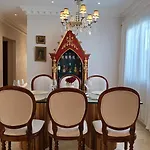 Spectacular Villa Near Walled City